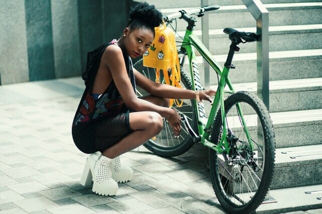 Conduire avec un porte vélo attelage : nos conseils
